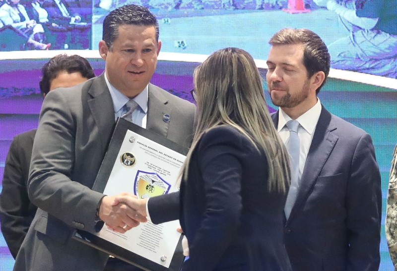 130 State Attorney agents graduate
gtonews.com.mx/130-state-atto…
#StateAttorney #Graduation #Agents #Guanajuato #Training #Security #BetterService #BestPoliceCorps #VisitGuanajuato #TraveltoGuanajuato #BusinessinGuanajuato