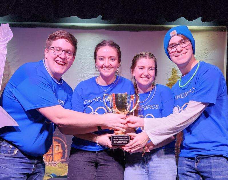 OGHSKnights's tweet photo. The Knights won the Inaugural “KNOW YOUR FAITH” competition today on the campus of St. Thomas More. 

Students from Catholic schools across the state were selected to represent their school. The competition tests students knowledge of the Catholic faith. 

Go Knights ⚔️ 💙 ⛪️ https://t.co/xBwX2dt5i7