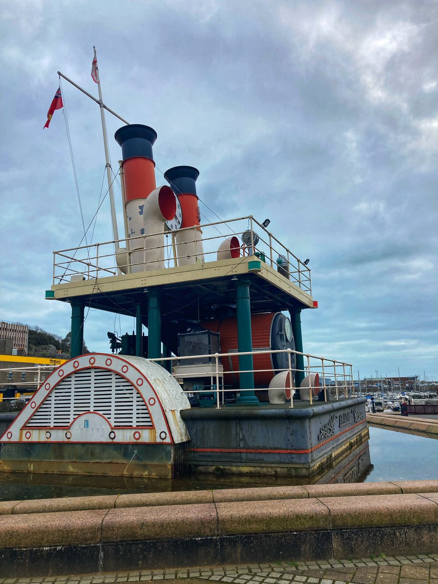 helsvarc's tweet photo. Work whistle stop tour in Jersey ๐ฏ๐ช๐ฌ took the runners for some long jogging ๐๐ผโโ๏ธ๐คฉ
#runningtour
#ChannelIslands #crewlife https://t.co/gvAwtUBwH9