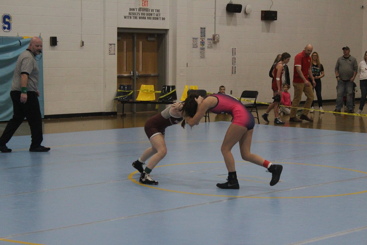 WaterlooSchools's tweet photo. 🌟🤼‍♀️ Making history at the first-ever Girls Middle School wrestling meet hosted by a Waterloo Schools team!
Central and Hoover faced off against Dike-NH, Independence, and Mason City.
Wrestling was sanctioned as an official girls' sport by the IGHSAU in the 2022-2023 school year and is thriving! 🎉🥇
#GirlsWrestling #HistoricMatch #WaterlooProud #matwarriors
📷credit: Nicklaus Shubert