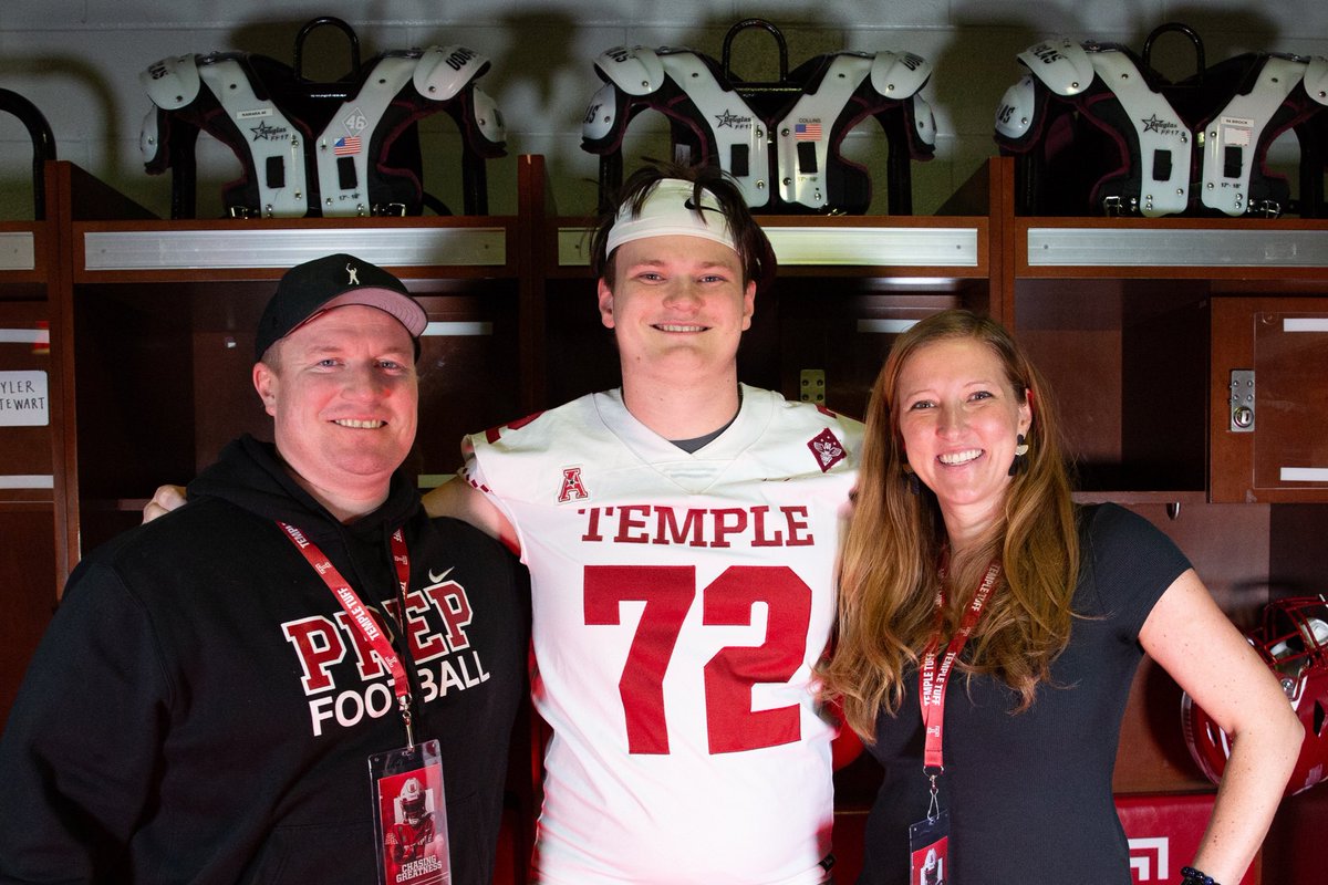 Thank you @Adam_Klein74 and the Temple football staff for the hospitality at Temple University. Enjoyed my experience!!! @T_Roken @Coach_Sug @ryne011