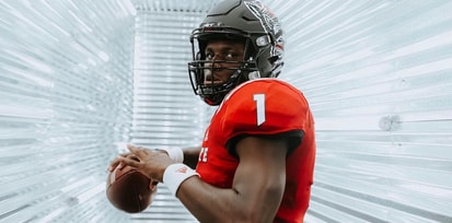 3 ⭐️QB Will Wilson committed to NC State early in the process, and he is completely locked in with the Wolfpack. @StateCoachD visited him recently. 'From day one, he said ‘You’re going to be the leader of my program.’' More from Wilson: on3.com/teams/nc-state…