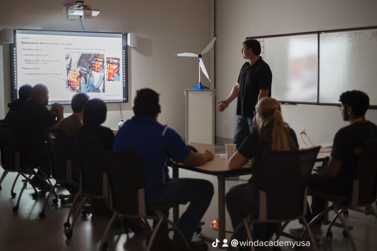 Engineering students! Enhance your resume and gain the attention of Energy companies with our 3 week Wind Turbine Technician program in Orlando Florida! Learn more at windacademyusa.com #ucf #UF #FSU #USF #Engineering #engineer #Mechanic #Electrical #valenciacollege #College