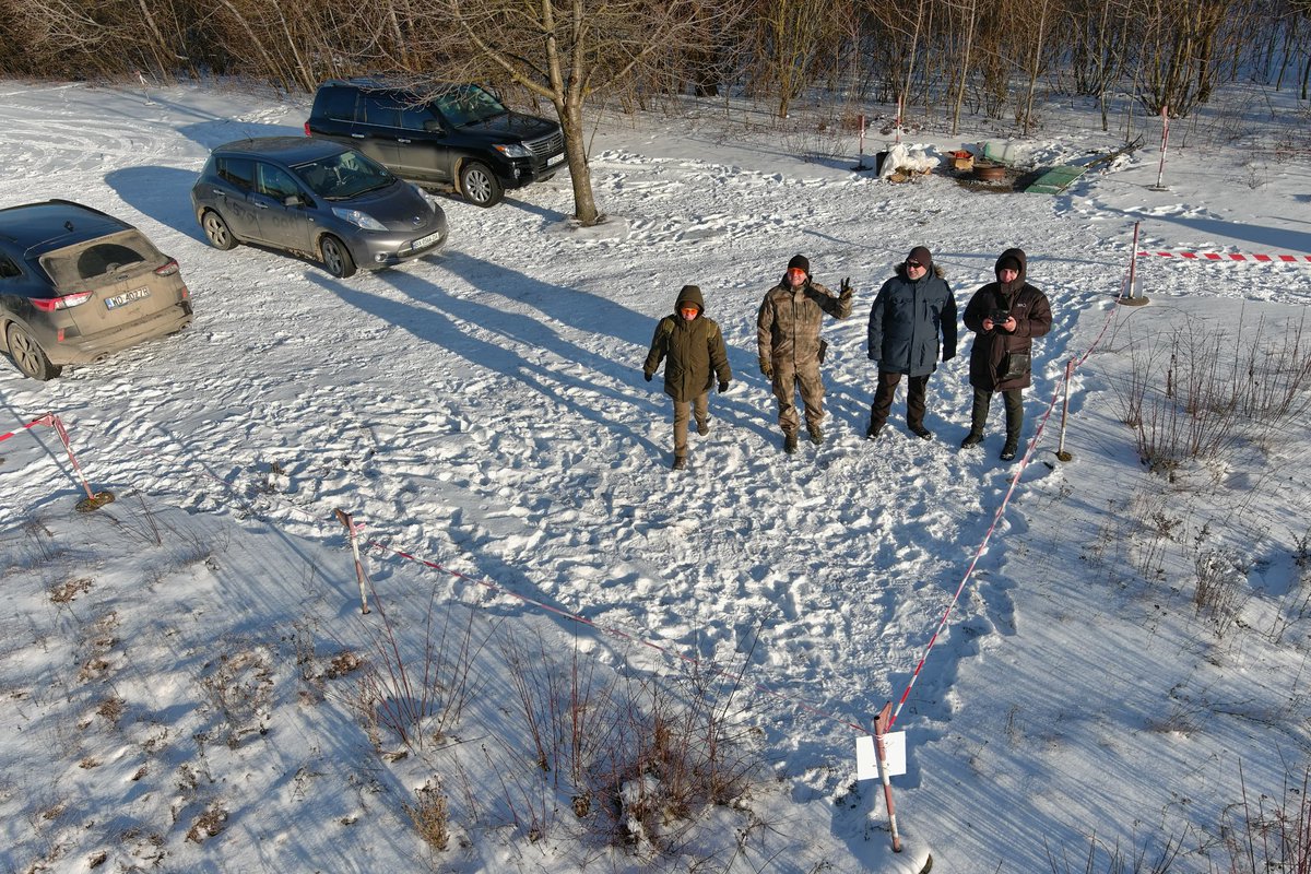 TTHMA_Ukraine's tweet photo. As of this week, we've completed 826 of non-technical surveys in #Ukraine, surpassing 1 billion square meters across the country. 🇺🇸🇺🇦🇨🇦

#MoreSafeGround with @StateDeptPM &amp; @GAC_Corporate https://t.co/NfMvwWHkWR