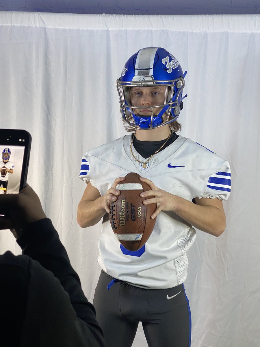 Thank you to <a href="/CoachMacColeman/">Macklin Coleman</a> and <a href="/NDCFB/">Notre Dame College Football</a> for having me today. I had a blast!
<a href="/AIR_IT_OUT_13/">JIM BALLARD</a> 
<a href="/Coach_KJack/">Kardell Jackson</a> 
<a href="/rriderathletics/">Roosevelt Athletics</a> 
<a href="/KentRHSFootball/">Kent Roosevelt Football</a>