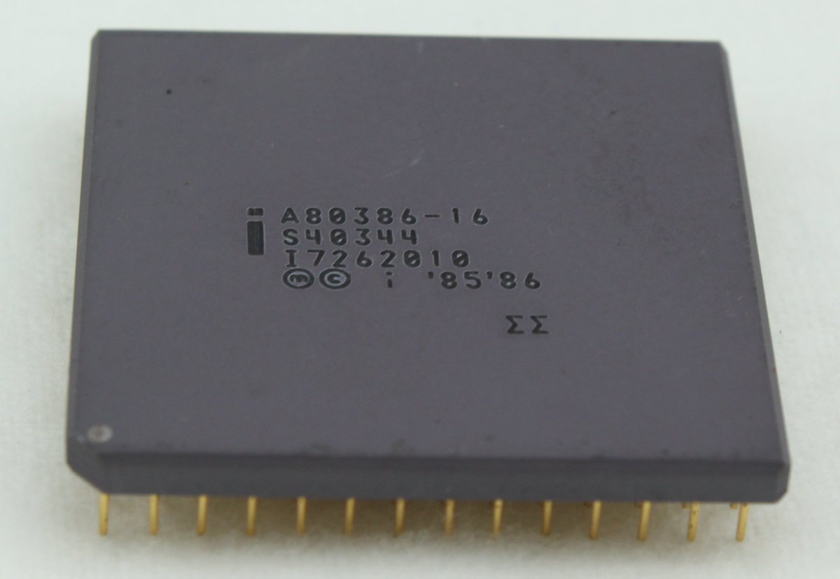 kenshirriff's tweet image. Packaging is underappreciated, but it is essential to making chips small and reliable. In particular, getting power to a chip and then distributing power on the chip is harder than you might think. Nowadays, packaging, power, and removing heat is an even bigger issue. 11/14