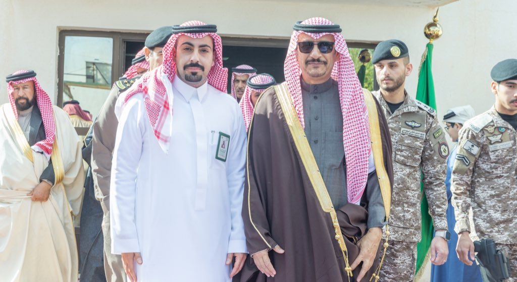 تشرفنا في مركز النظيم بزيارة كريمة من صاحب السمو الامير عبدالرحمن بن عبدالله بن فيصل آل سعود محافظ حفر الباطن في أطار جولاته التفقدية لمراكز المحافظة يرافقه سعادة أمين حفرالباطن المهندس خلف بن حمدان العتيبي وسعادة مدير شرطة حفرالباطن العميد ماجد بن برجس العتيبي 🇸🇦
#حفر_الباطن