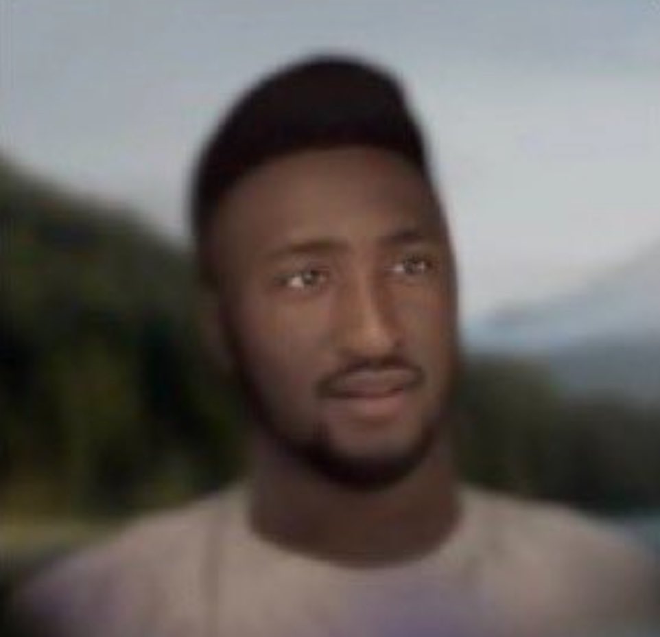 Holly - I like tech tweet media