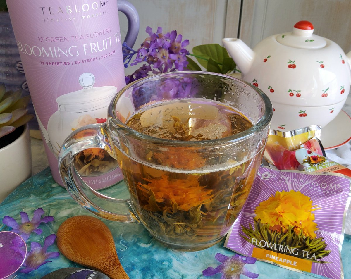 momknowsbest15's tweet photo. Blooming Tea Flowers is a must-buy product! When you place the blooming Fruit tea ball into a glass, you'll witness a marvelous flower unfurling its petals. This tea is delicious! https://t.co/ARs0bRU9gg
#tea #teatime #bloomingtea #teaflowers #bloomingteaflowers #teabloom https://t.co/KewlK05A9j