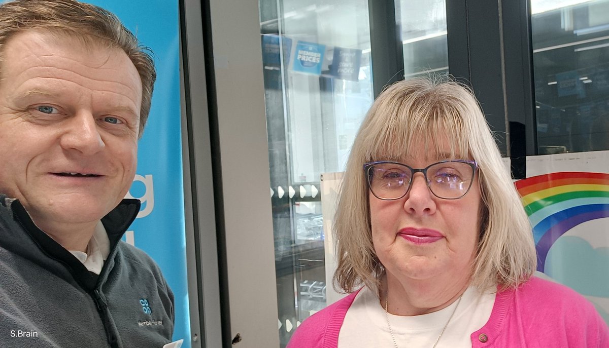 stuartbrain74's tweet photo. It's #TimeToTalk. Today, we had Carol May from Auto Immune Disease Group in store in #aberfeldy @coopuk to talk about mental health and their weekly meeting open to all.
Remember Time To Talk day 01/02/24, start a conversation!
@soundmartin55 @Flumperz @MindCharity @SAMHtweets https://t.co/70QZyfZwXq