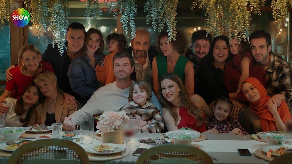 "Bizden bu kadar."
Ve mutlu son. :)
#AsDev #Aile