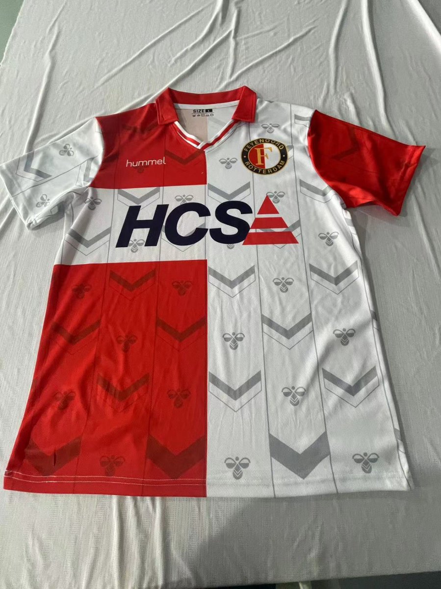 RetroBenelux's tweet photo. Flash Give Away 🔥

Participate for the opportunity to win this Feyenoord shirt from 1989

Requirements:

1) Follow us
2) RT this post

We'll announce the winner this Thursday, February 1st! https://t.co/HGK5GXNBew