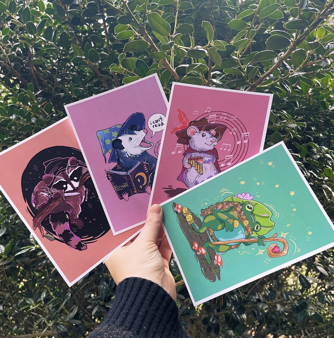 Look who finally got their own mini prints!! 🐸 & 🐀 are now available. As a reminder: all prints on my site are always buy 3 get 1 free in case you want a full set ♡ they have all been restocked! paintdu.st