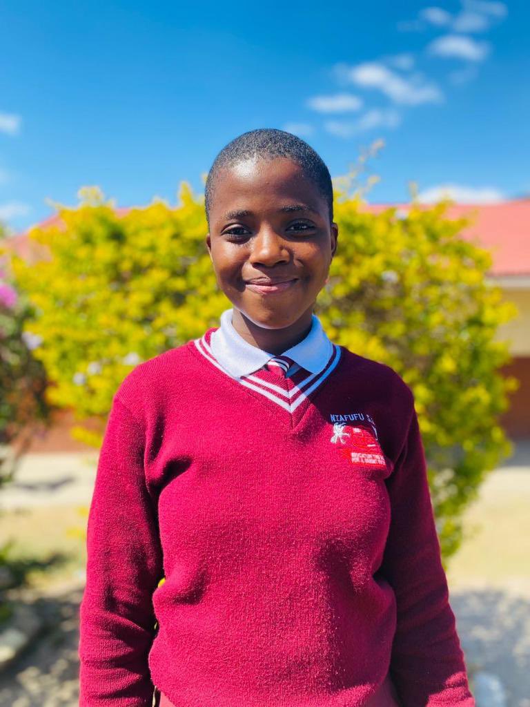 sharedifference's tweet image. With just two weeks to go until our next group of students arrive from South Africa, we are all getting ready and excited! We thought we’d better start sharing some of the happy faces we are looking forward to see touching down in London so very soon 🧡