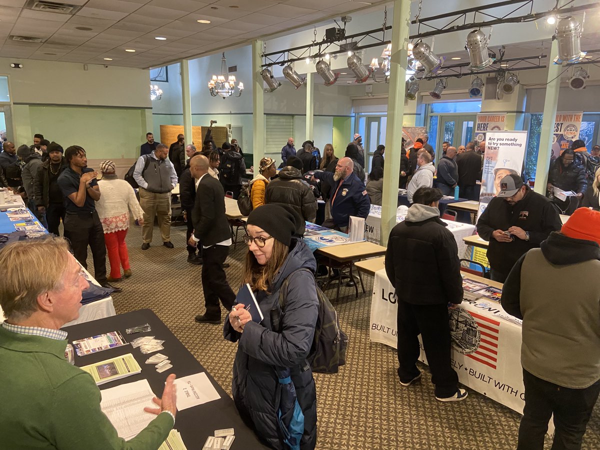 AECOM Hunt tweet media