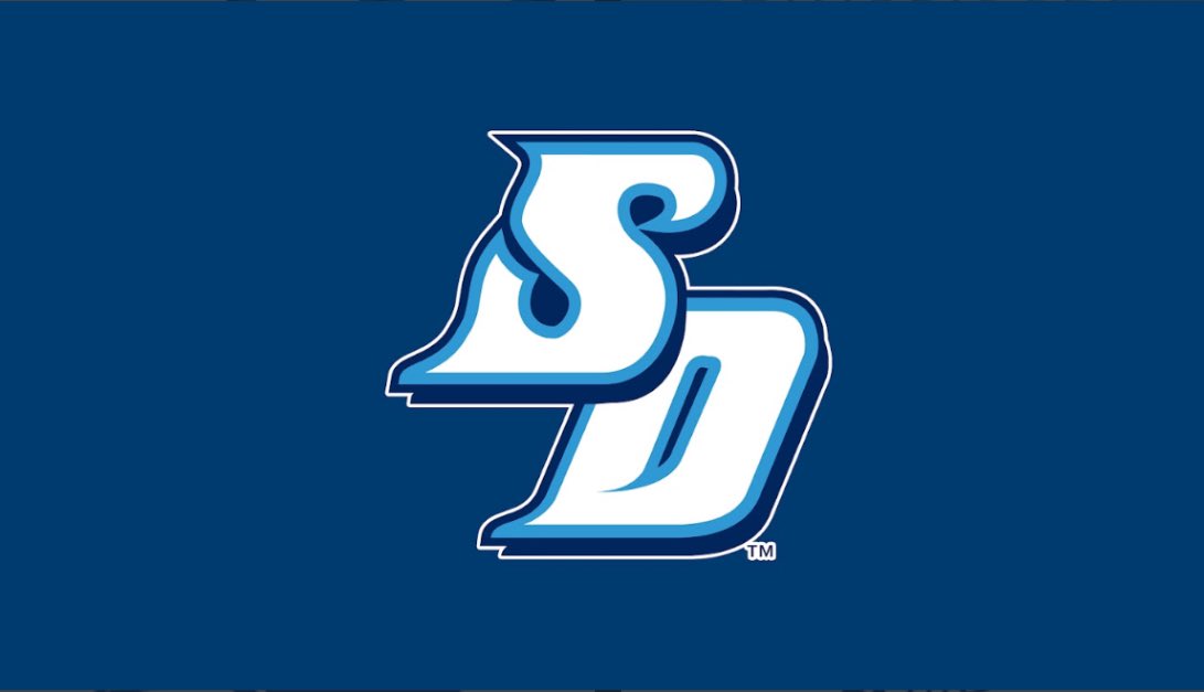 mason_scott52's tweet photo. Beyond blessed to have received my first D1 offer to the University of San Diego @USDFootball @Coachrichbrown @RomeoPellum https://t.co/8L56arMqZm