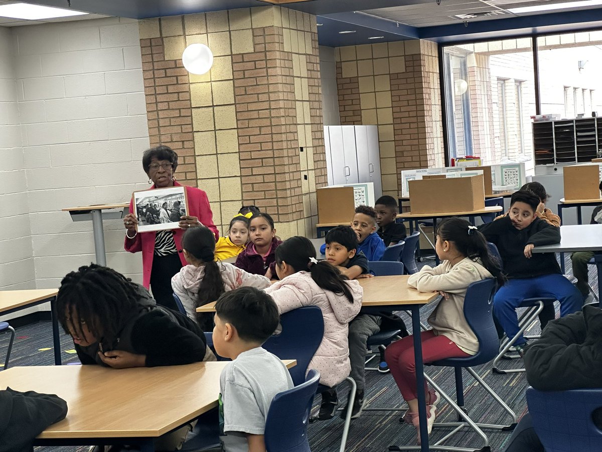 Educator817's tweet photo. Thank you Ms. JoAnn Jones for speaking to our @TomJoyElem 2nd grade scholars about your experiences in the Nashville Civil Rights movement and how you responded to injustices connecting our @WitWisdomELA module 3.
#TomJoyTigers🐯 #PBLExpert @MNPS_Magnet @Dr_WJP @J_Uppinghouse https://t.co/lqn8CZAPvU