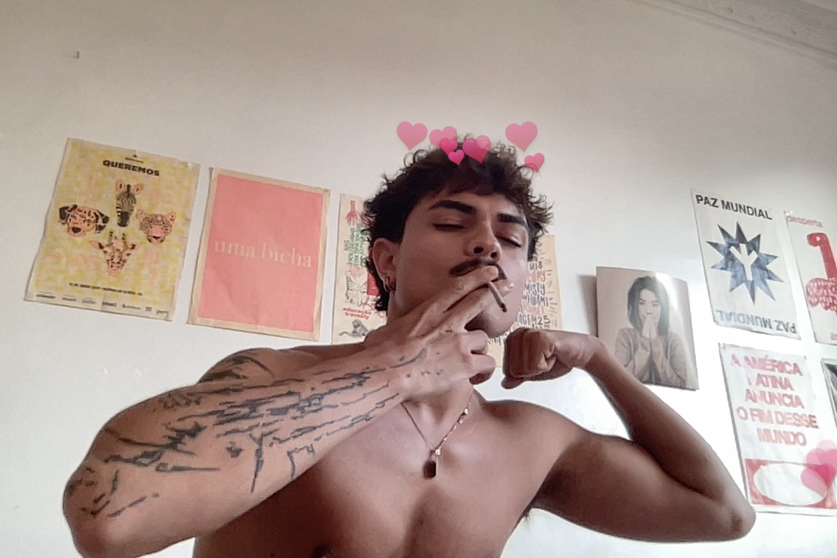 yourboybic's tweet photo. 💞 https://t.co/jVDhR94lNC
