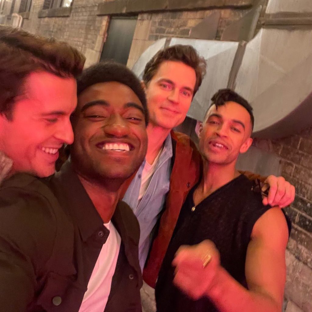 cupidjonny's tweet image. in a modern setting, this is what tim’s camera roll consists of.