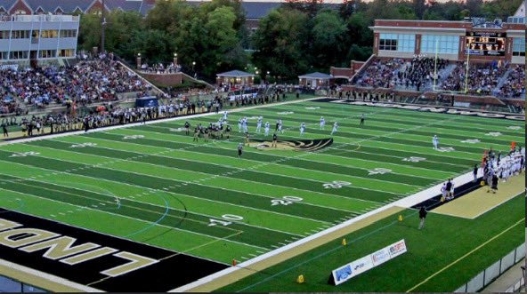 AGTG🙏🏽After a great conversation with @stugfb am blessed to receive my first division 1 offer from Lindenwood University