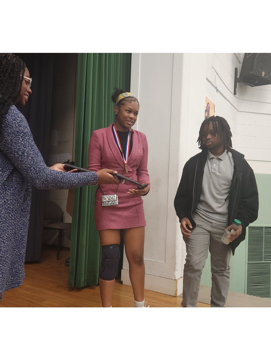 Washington Urban Debate (@wudl_debate) on Twitter photo Read all about the <a href="/WUDL_Debate/">Washington Urban Debate</a> Winter Classic at <a href="/CharlesHartMS/">Hart Middle School</a>. It was our largest yet, with great hosts!
urbandebatewashingtondc.org/hart-middle-sc… Read all about the <a href="/WUDL_Debate/">Washington Urban Debate</a> Winter Classic at <a href="/CharlesHartMS/">Hart Middle School</a>. It was our largest yet, with great hosts!
urbandebatewashingtondc.org/hart-middle-sc…
