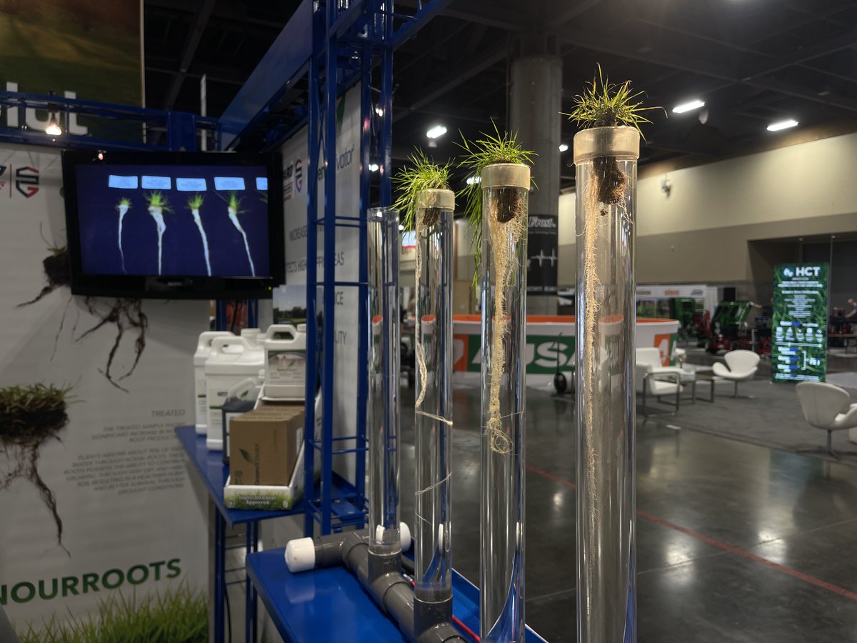 StandardGolf's tweet photo. 🔵 We’re excited to swing into the 2024 GCSAA Golf Industry Show with all of you! Be sure to stop on by booth #4150. We’ll see you tomorrow!🔴 #SettingTheStandard #WelcomeToPhoenix https://t.co/TJs7ZBgAAD