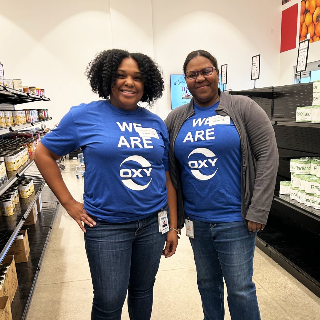 WeAreOxy's tweet photo. To honor #MLK Jr.’s legacy, the #OxyChem Dallas team spent two days in January volunteering at the @MetrocrestHelps food pantry to help those facing food insecurity.

Learn more about how we’re improving lives to make the world a more equitable place: https://t.co/nGj9O1tCXs. https://t.co/7OJqQPfzPB