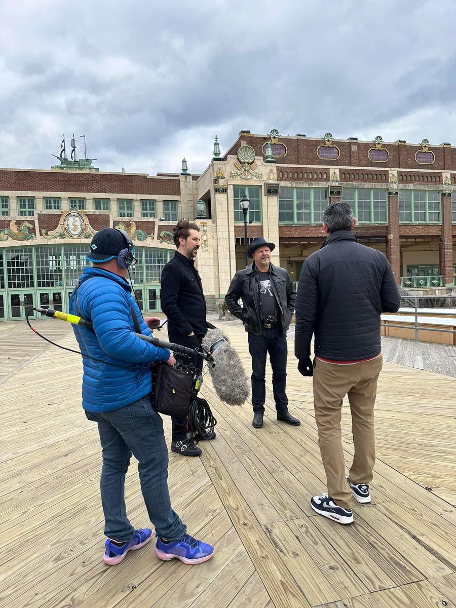 Danny Clinch tweet media