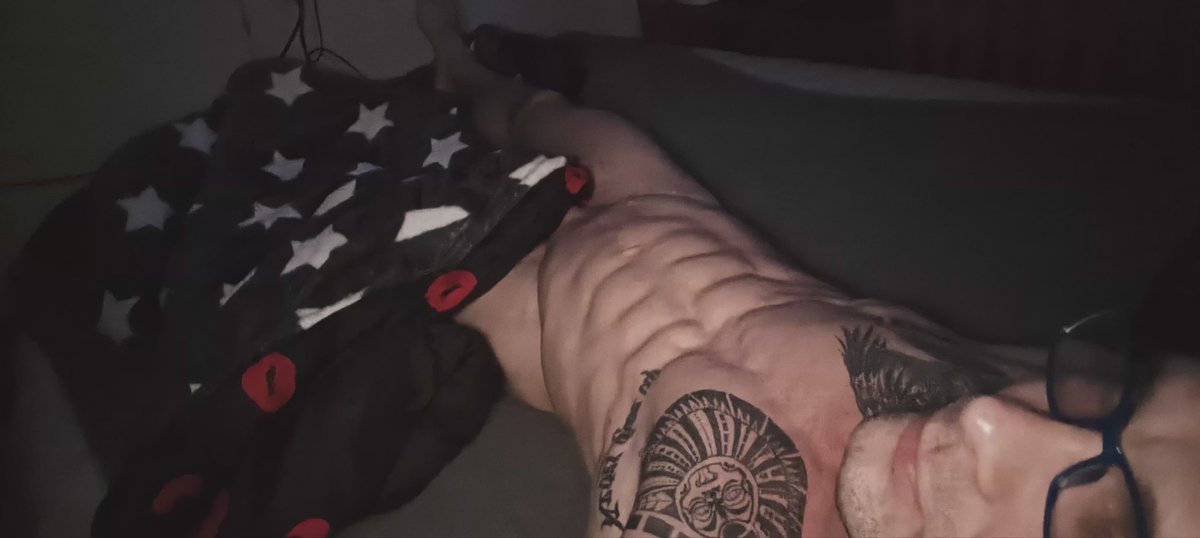 damiano020's tweet photo. Miłego wieczoru 🙈🤩🫦 #gym #abs #sexy #sexymen #sexyboy #muscle #gymboy #fitboy https://t.co/1ydRV4llYk