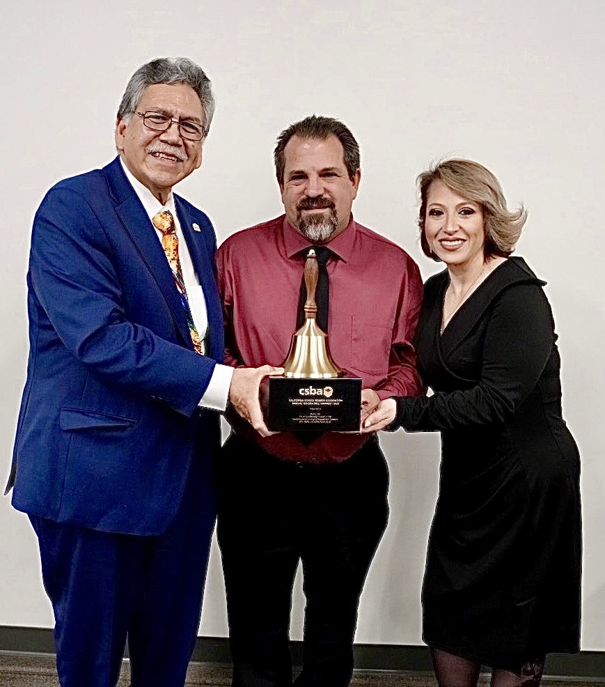 ⭐🔔⭐ Gold just suits the RUSD! 

One of 6 Districts in all of SB County to receive a 2023 Golden Bell, the RUSD was honored at the <a href="/SBCountySchools/">San Bernardino County Superintendent of Schools</a> <a href="/CSBA_Now/">CSBA</a> Golden Bell ceremony for the RITZ Gala last night. Board President Mr. Martinez accepted the honor. 

Great work! 🔔