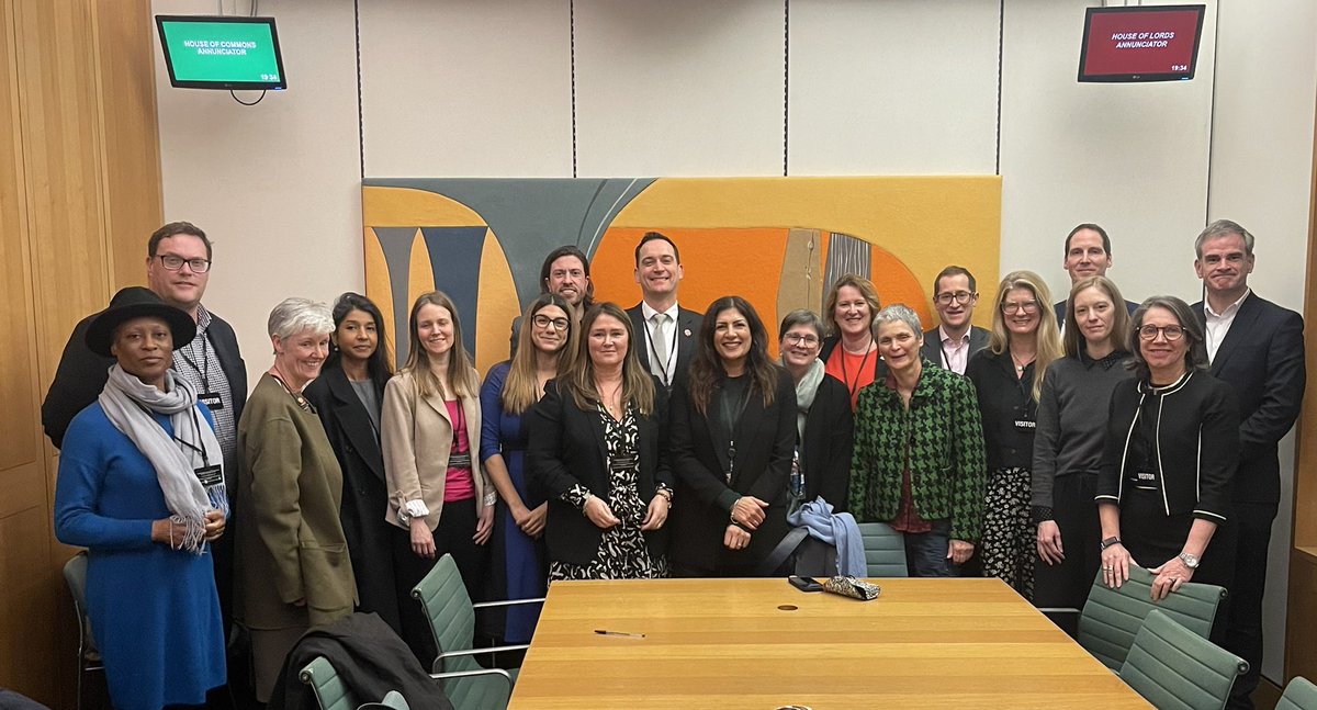 Prevention is better than cure.

Fantastic to host a roundtable with public health experts this evening about <a href="/UKLabour/">The Labour Party</a>'s plans to get the prevention agenda off the ground, cut lives lost to the biggest killers, and build a fairer Britain where everyone lives well for longer.