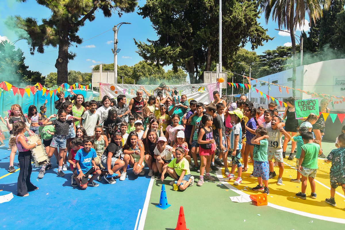 DeportesBA's tweet image. Fiesta de cierre en el poli #Dorrego #ColoniasBA