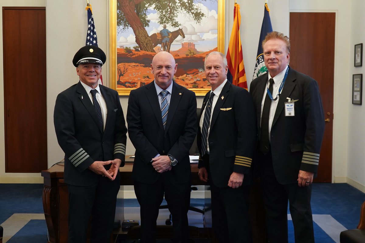 More than 5K flying hours in 50 different aircraft & 375 carrier landings. @SenMarkKelly #navypilot 20M miles. #NASA  #raisethepilotretirementage Thank you for standing with us in this fight! #letthemfly #MostTested #MostTrusted #experiencematters #age67 #EndAgeism #SafetyFirst