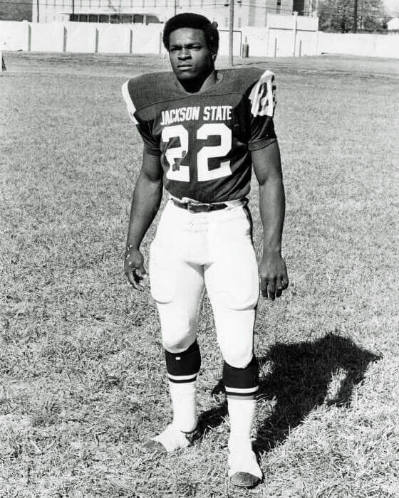 rjs_nyc's tweet photo. @PaidForPlay Walter Payton from Jackson State https://t.co/9hhuqeZpm6