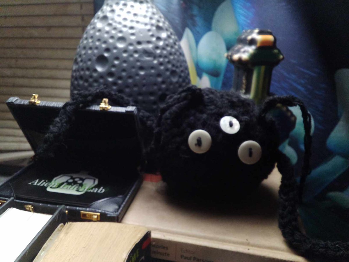 Devy_Games's tweet photo. It's so cool to see the character come to life as a #plushie from my #indiegame #AlienLIfeLab https://t.co/JzTru4pVbR