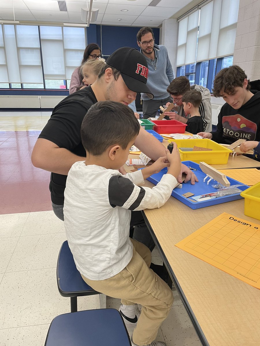 misscastaldo's tweet photo. Thank you @MahwahHS students for visiting LM and building model airplanes with us! We could not have asked for a more kind-hearted and patient group of people. Our smiles were extra big today! @LMMahwah #mahwahconnects https://t.co/UFeflkUq0Z