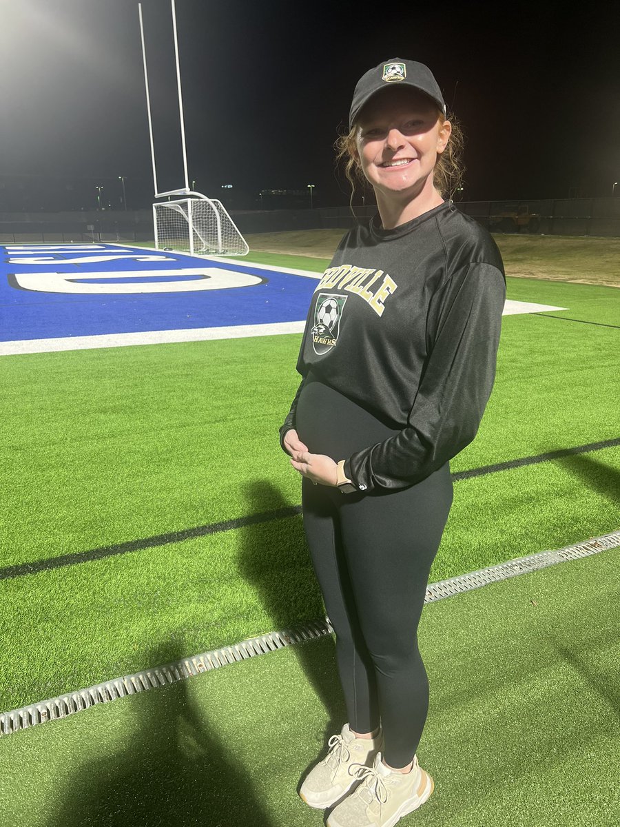 Baby girl showed up for the game tonight!!!♡

<a href="/Birdville_LHS/">Birdville Lady Hawks Soccer</a>