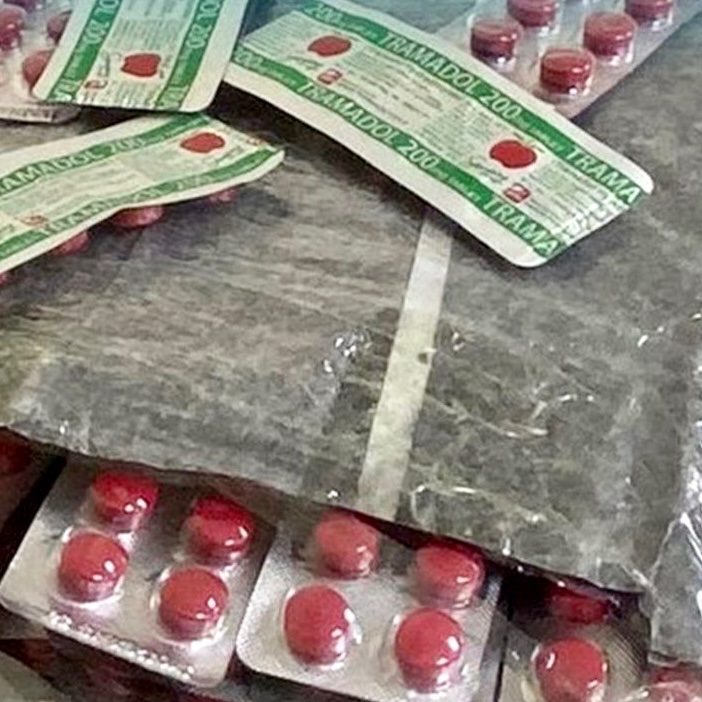 Matthew Nice (@matthewniceun) on Twitter photo UAE 🇦🇪 report 29 January officers at the Sea Customs Centers in #JebelAli & Tecom stopped an attempt to smuggle 234,000 #Tramadol 200mg pills 💊 concealed within a shipment of towels from an unspecified Asian country.
<a href="/INCB_OPIOIDS/">ӨPIOIDS Project</a> <a href="/INCB_GRIDS/">INCB GRIDS</a> <a href="/DubaiCustoms/">جمارك دبي | Dubai Customs</a> <a href="/aeldeeb87/">Ahmed El Deeb</a> UAE 🇦🇪 report 29 January officers at the Sea Customs Centers in #JebelAli & Tecom stopped an attempt to smuggle 234,000 #Tramadol 200mg pills 💊 concealed within a shipment of towels from an unspecified Asian country.
<a href="/INCB_OPIOIDS/">ӨPIOIDS Project</a> <a href="/INCB_GRIDS/">INCB GRIDS</a> <a href="/DubaiCustoms/">جمارك دبي | Dubai Customs</a> <a href="/aeldeeb87/">Ahmed El Deeb</a>