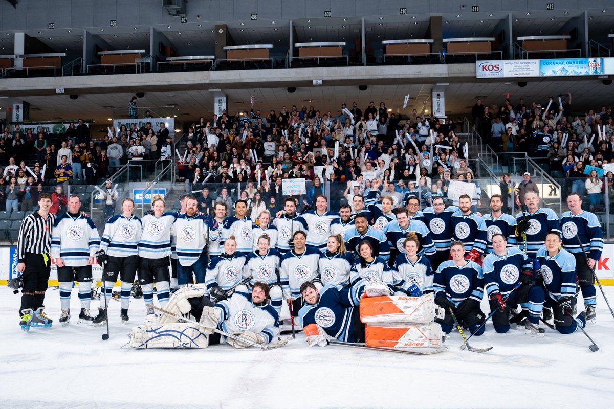 QMedvsCancer's tweet photo. We are SO honoured to be inviting you back to our 2nd annual Queen’s Medicine Fights Cancer charity hockey game on Saturday, March 2! 🏒

Visit our website to learn more about this incredible cause and to grab your early bird tickets by Feb 1st!

https://t.co/aGS572ZZlP https://t.co/RMQuQdkJ9j