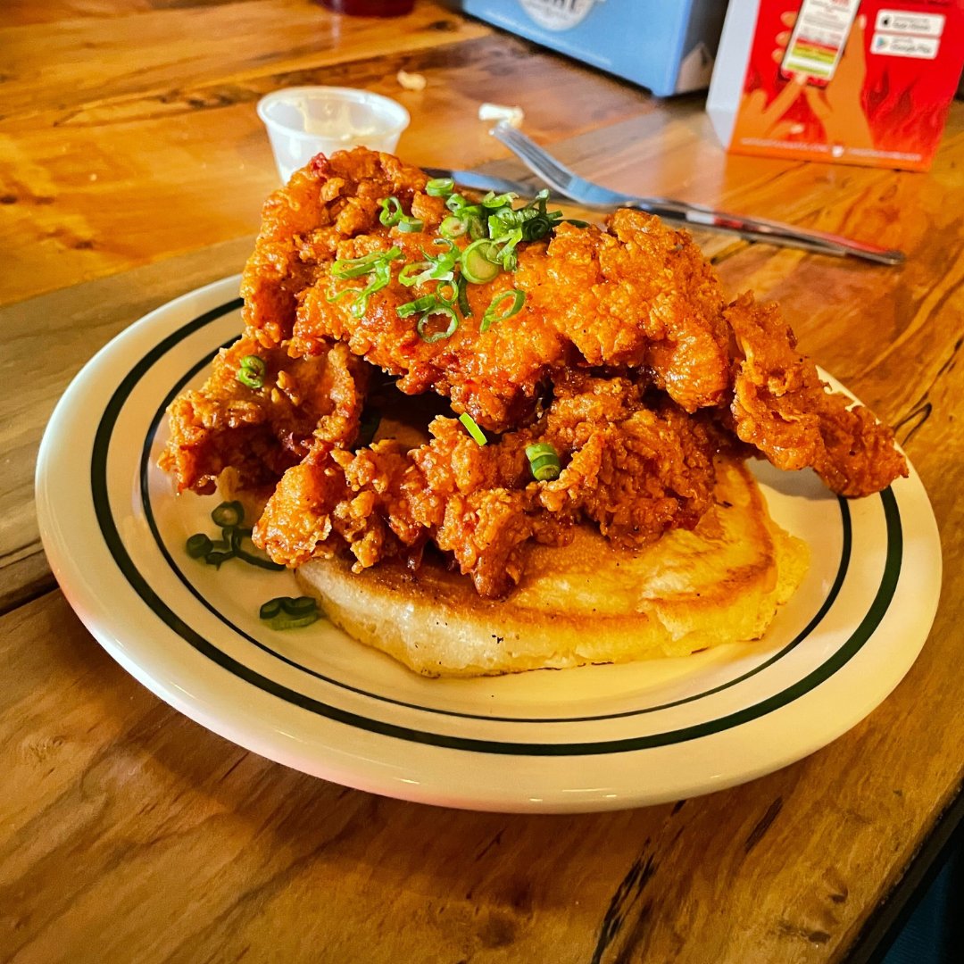NashvilleScene's tweet photo. It's the final countdown! Have you voted for your favorite #HotChickenWeek24 dishes yet? What are you waiting for!? 

Make your voice heard and vote in three categories by visiting https://t.co/Y5XV9z9WIM 🔥🔥 https://t.co/493kiW6DmJ