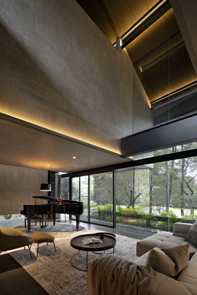 Crypto Arch tweet media