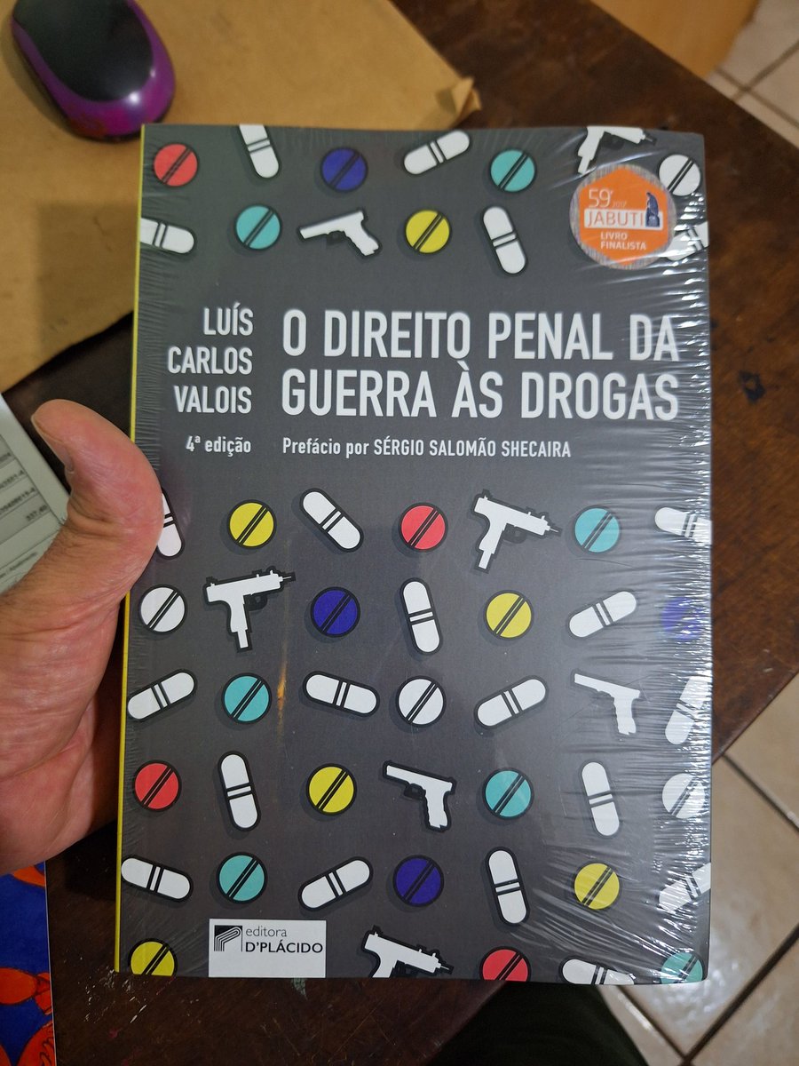 Chegou agorinha.
Muito recomendado. <a href="/LuisCValois/">Luis Carlos Valois</a>