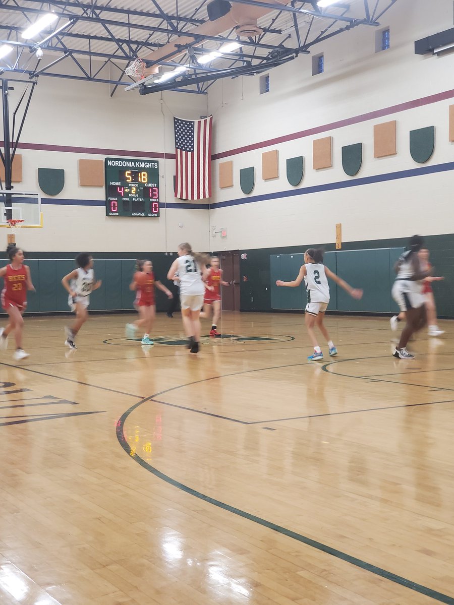 LoomisNMS's tweet photo. 7th grade and 8th grade girls basketball 🏀 😍💚🤍🖤🏀 https://t.co/BjGUdymRKF