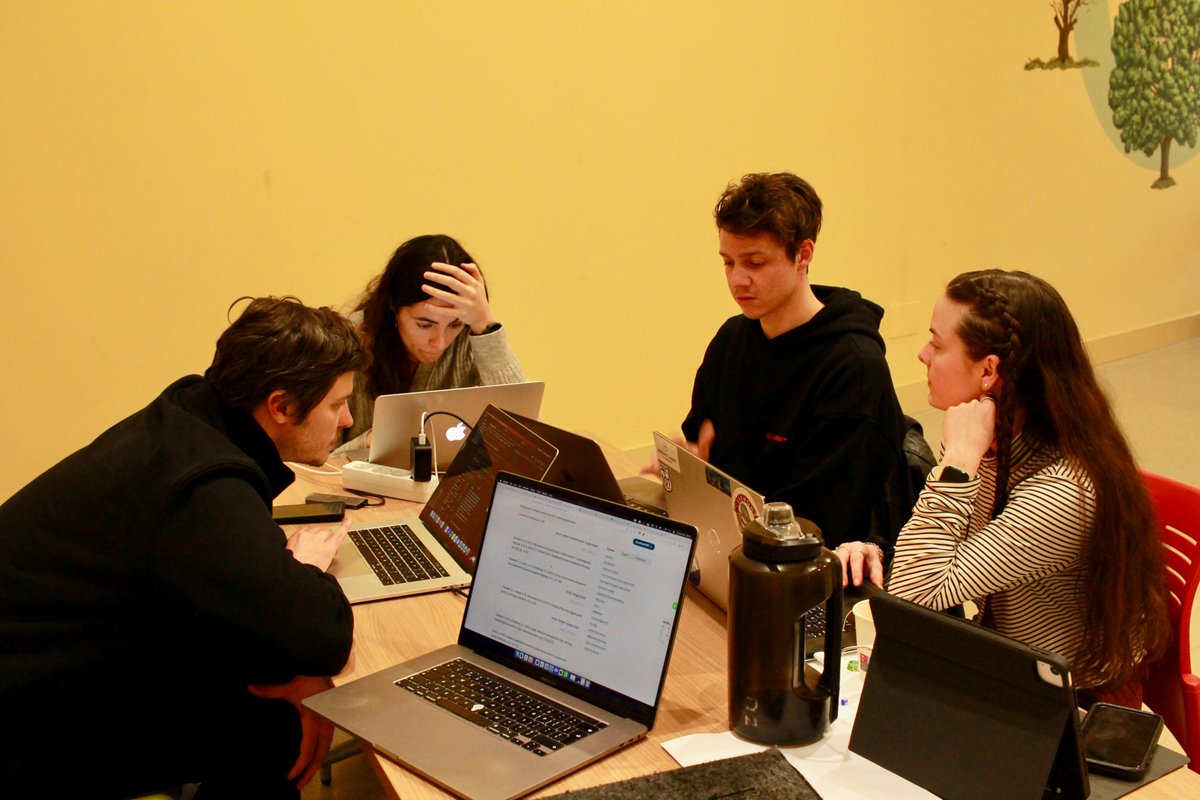 Bryn Loftness tweet media