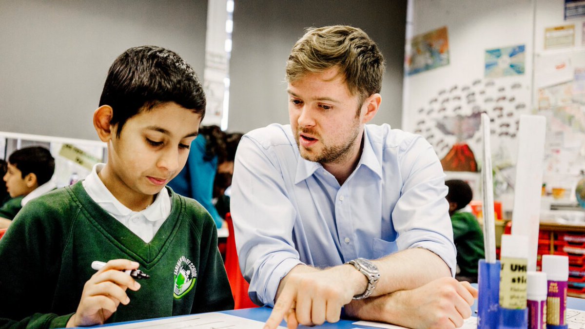 Join our next Open Day!

🗣️ Hear directly from current students &amp; staff.

📚 Learn about our early childhood, special needs, social work &amp; teacher education &amp; training programmes.

🚶‍♂️Take a tour of our facilities.

Book Now 👉 uel.ac.uk/study/events-t… #UELOpenDay