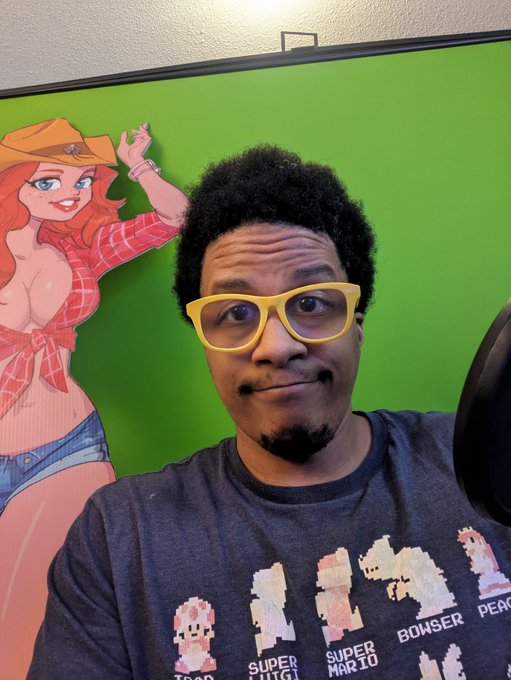 Hard at work 😂 https://t.co/EInGUqiETd