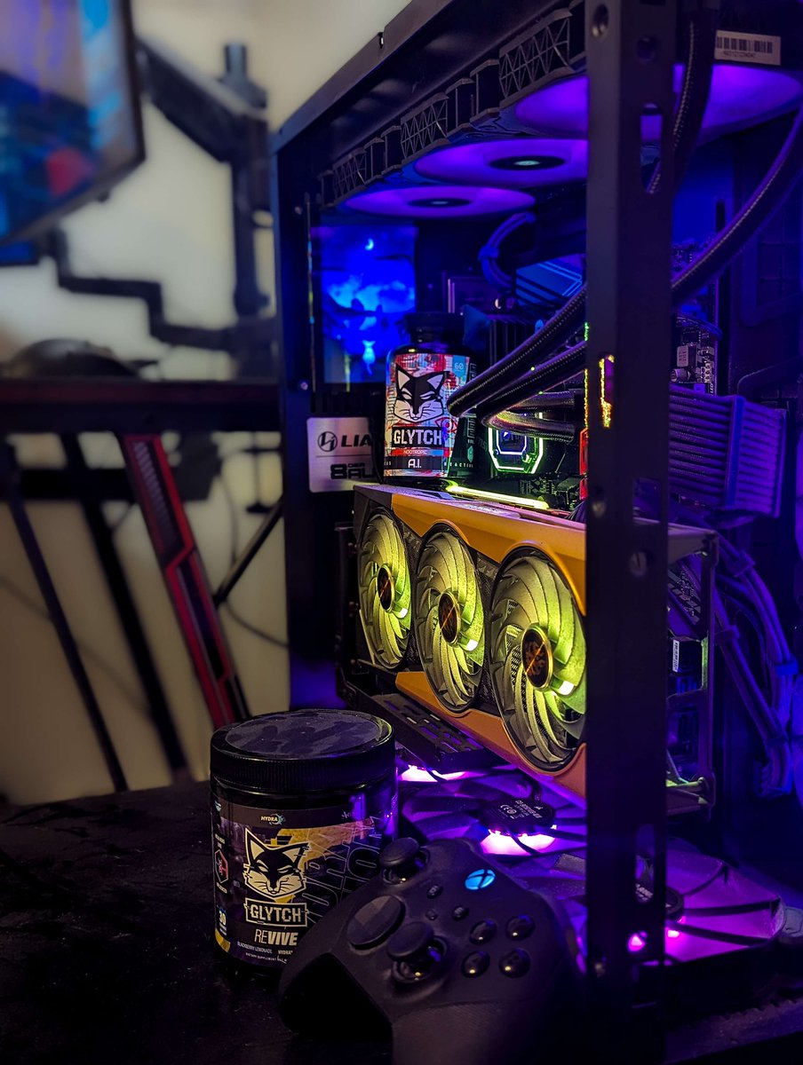 FinalFormEnt's tweet photo. Spot the Glytch๐ซฃ
For the best gaming experience, make sure youโre using @GLYTCHEnergy
๐GREAT TASTING
๐คGLUTEN-FREE
๐บ๐ธMANUFACTURED IN THE USA
Use code โFINALโ for 20% off with the link in the comments๐
#YourFinalForm | #FinalFormPartner https://t.co/2KXQGcH2Ja