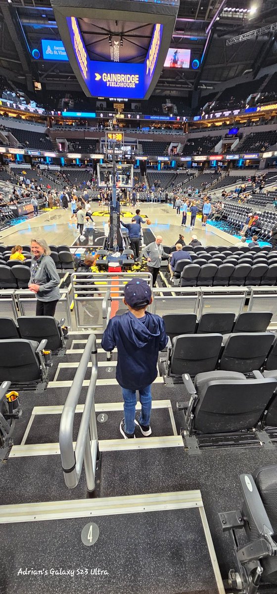 My Grandson and I had an awesome time @GainbridgeFH for the @memgrizz and @Pacers game. @JaMorant @jarenjacksonjr @Ziaire @_ggjackson