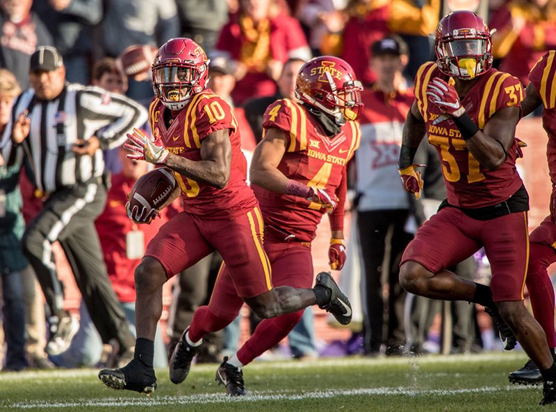 rschrieber14's tweet photo. Blessed to receive an offer from Iowa State @crla130 @RedHawkFB @OLMafia @RivalsPapiClint @AllenTrieu @EDGYTIM @247recruiting @Rivals https://t.co/u3PqF3gxGw