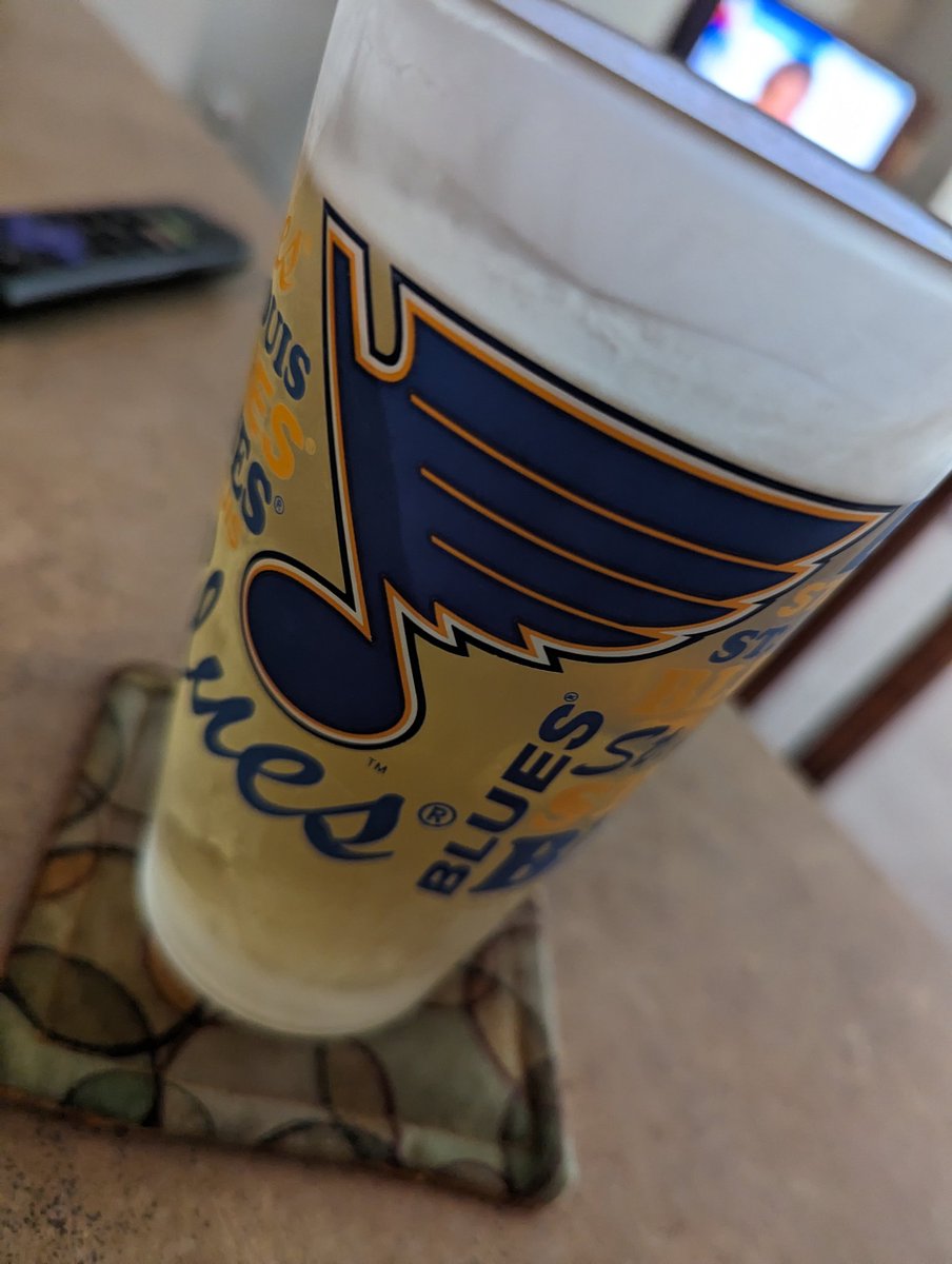 StephLuvsSports's tweet photo. Let's go Blues.
#alittleearly #itsfiveoclock
#stlblues https://t.co/F9YGdNxpF3